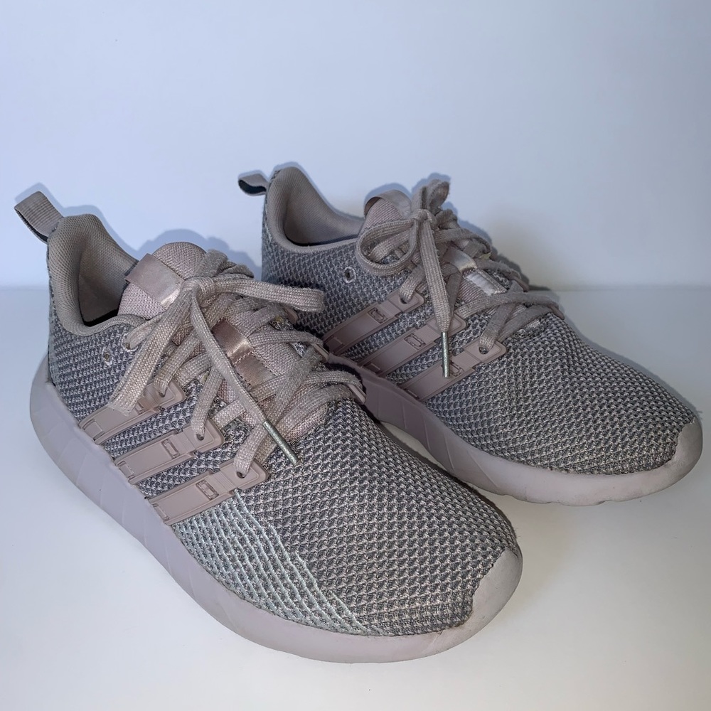 Adidas Lavender Youth Sneaker